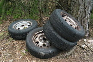 car tires wikimedia