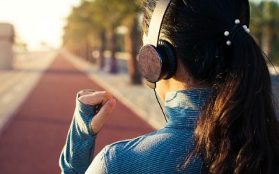 How the Right Music Enhances Your Workouts