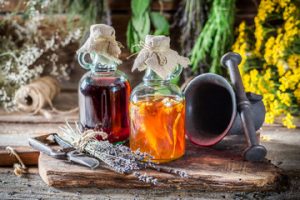 If you are looking for an easy way to reap the benefits of medicinal plants, take a look at herbal tinctures. #ReadyNutrition