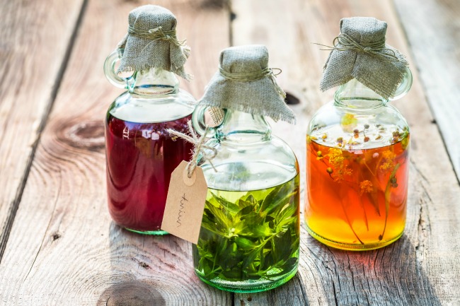 5 Ready Nutrition Herbal Tinctures You Can Take To Reduce Stress