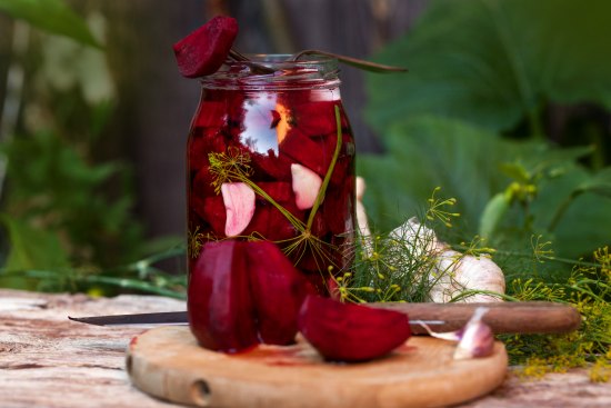 How To Guide: Canning Pickled Beets