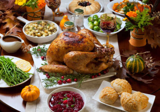 As thanksgiving day soon approaches, many have noticed empty spots on shelves at their grocery stores and the rising prices are adding stress. However, there are things you can make for Thanksgiving, with no grocery store needed! In fact, you probably have everything you need sitting in your pantry.