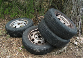 car tires wikimedia