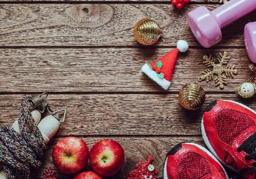 It's the most wonderful time of the year! Christmas comes with family time and gatherings to celebrate traditions, but if you're a normal American, you probably overindulge during the holidays leaving you with extra weight that can wear on health.  But there are a few things you can do about it!