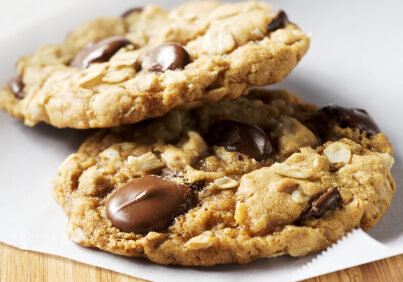 chocolate chip and oatmeal cookies