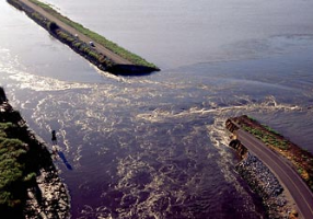 san joaquin levee